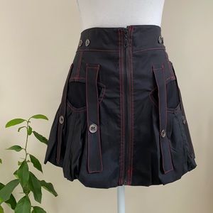 Black & red front zip up mini skirt Sz 8